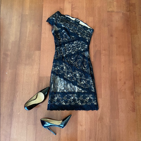 bebe Dresses & Skirts - BEBE BLACK LACE DRESS